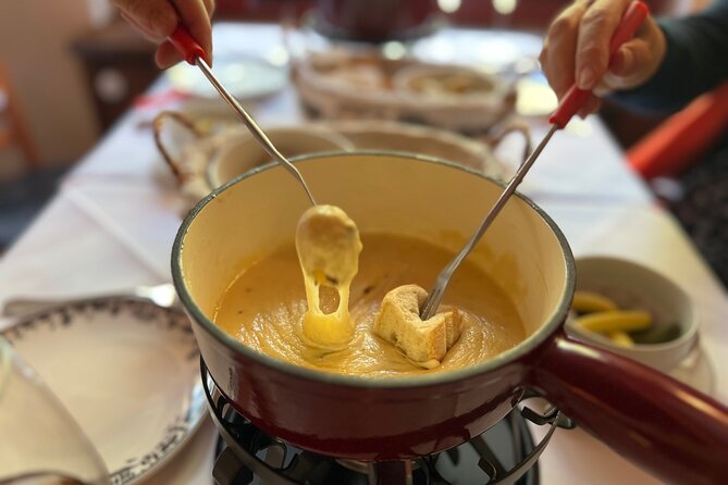 Zurich Food Tour with 10 Local Delicacies, Cheeses & Chocolates - Paradeplatz, chocolate, and the Swiss money story