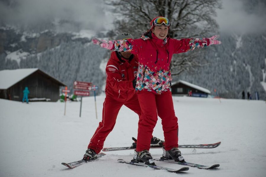 Zurich/Lucerne: Swiss Ski Experience in the Jungfrau Region - What the $381 price really covers