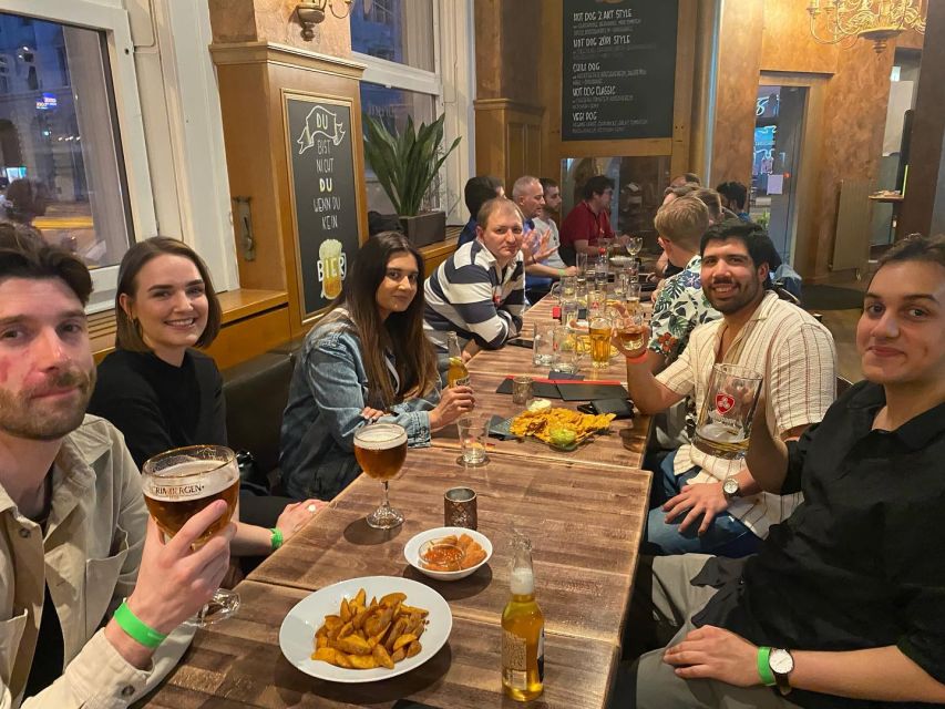 Zurich: Meet new people and enjoy free snacks - Flag stickers and easy openings for conversation