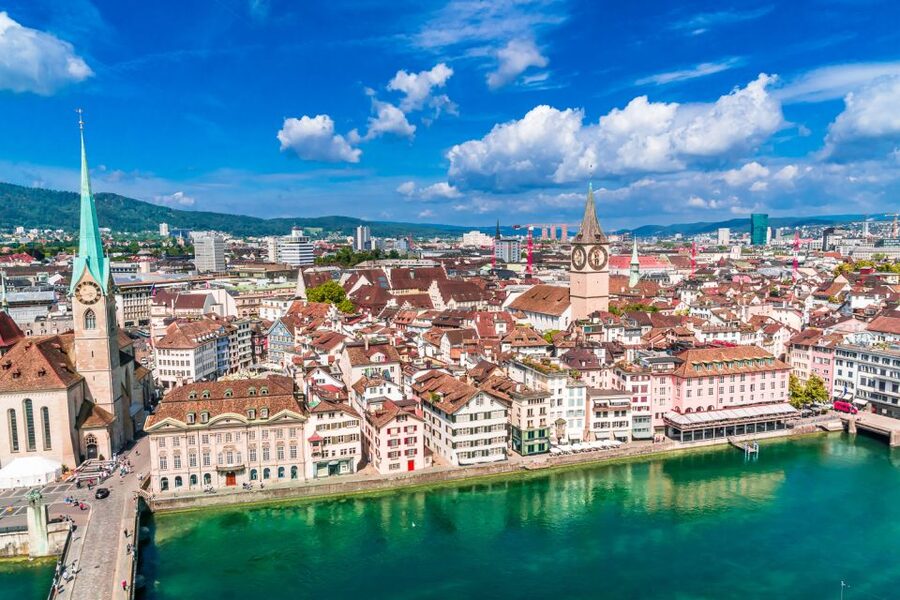 Zurich Old Town Walking Tour: 2-Hours - Bahnhofstrasse: Zurich’s polished front door