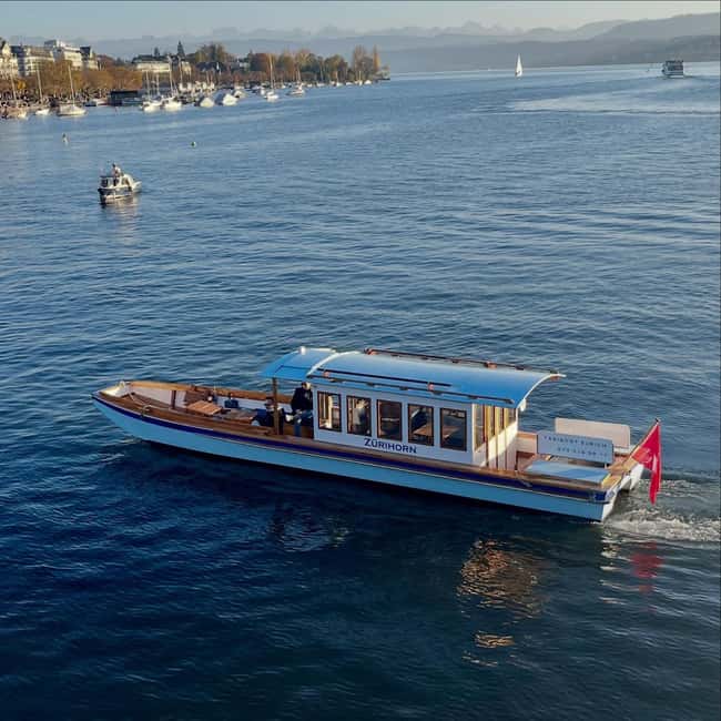 Zurich: Private Guided Boat Tour - Leaving Bürkliplatz for Zurich’s lakefront