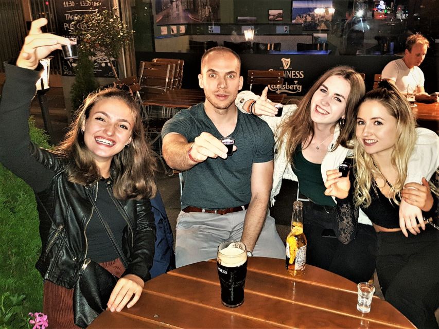 Zurich: Pub Crawl Nightlife Tour with Shots and Snacks - Key points at a glance