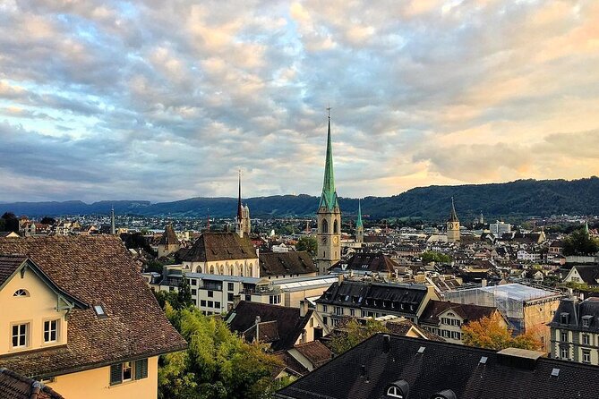 Zurich Small-Group Walking Tour Including a Lake Cruise - Lindenhof gives you Zurich’s best central viewpoint