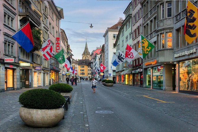 Zurich Walking Tour With Cruise and Aerial Cable Car - How the transport mix shapes the day